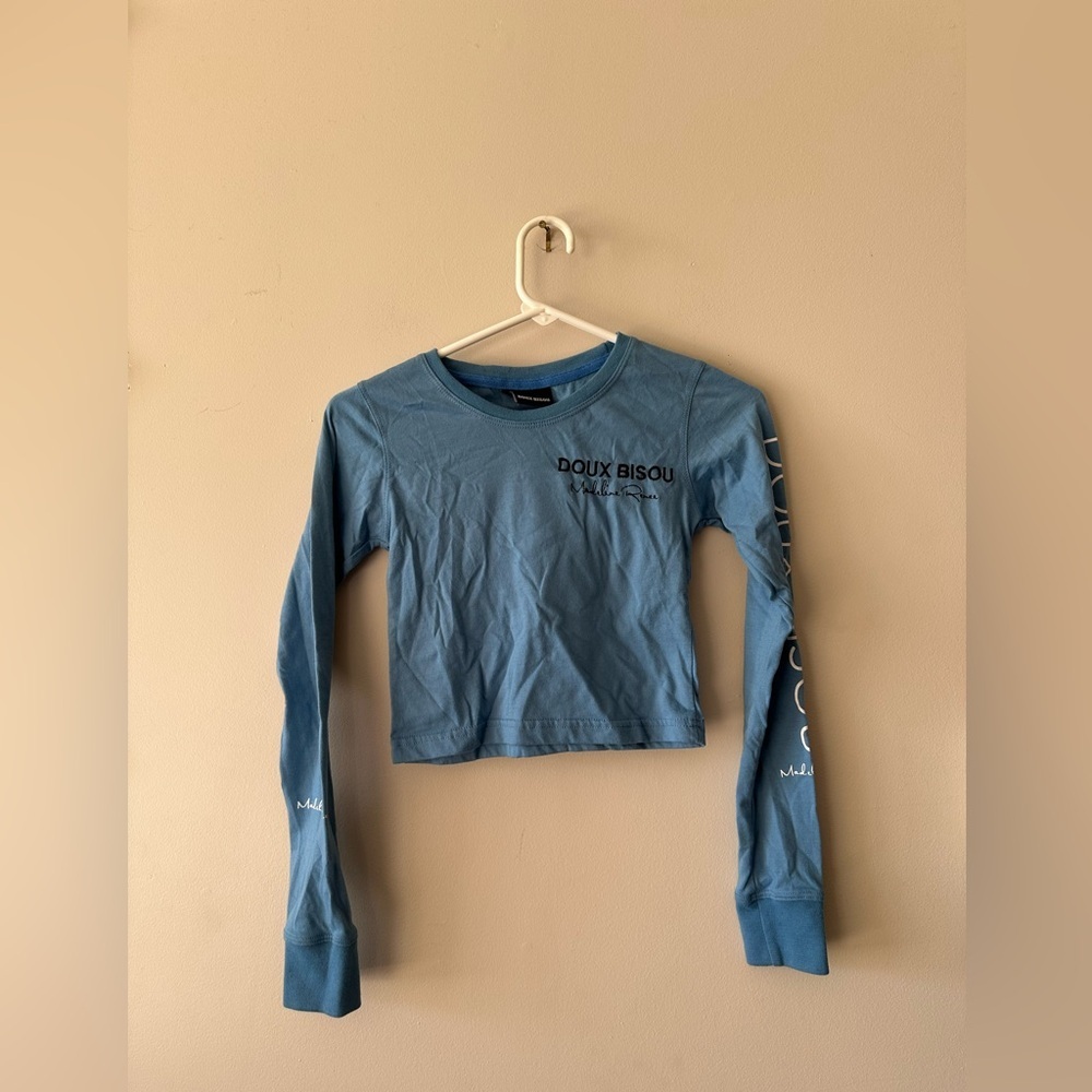 Women’s Doux Bisou crop blue shirt xs